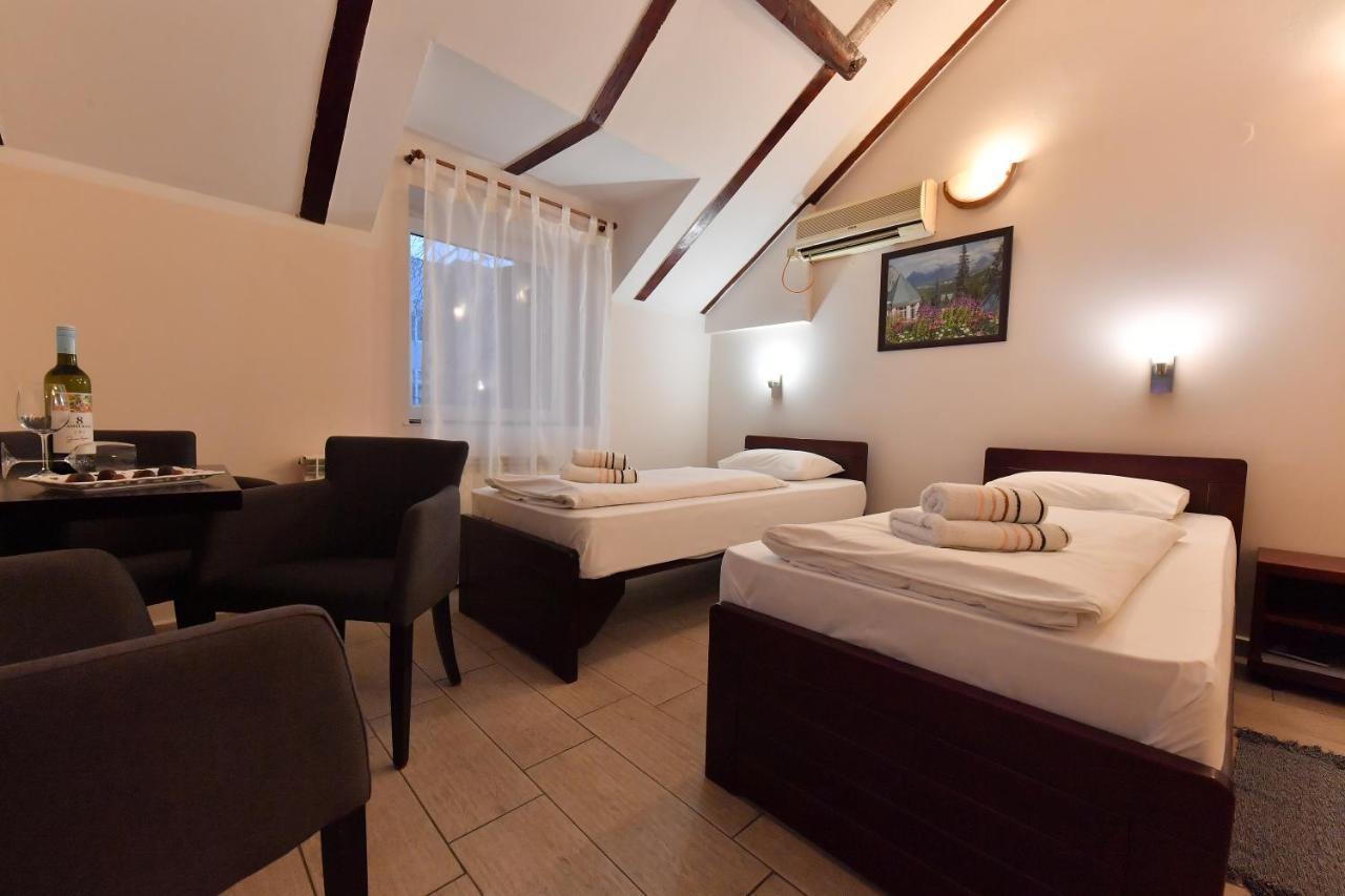 Apartments & Accommodation Stojic Novi Sad Extérieur photo