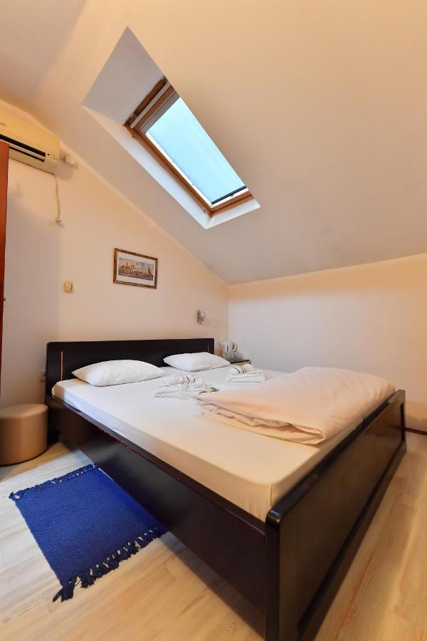 Apartments & Accommodation Stojic Novi Sad Extérieur photo