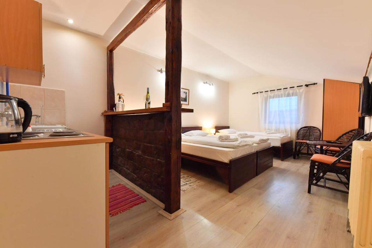 Apartments & Accommodation Stojic Novi Sad Extérieur photo